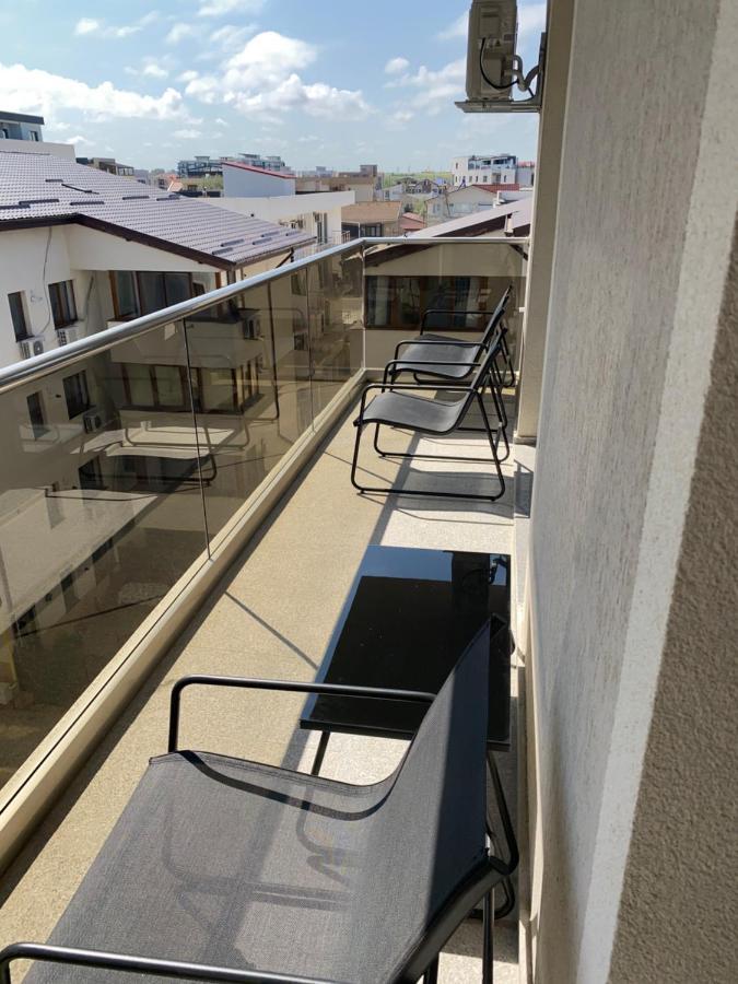 Costin Apartments C&C Residence 2 Нэводари Экстерьер фото